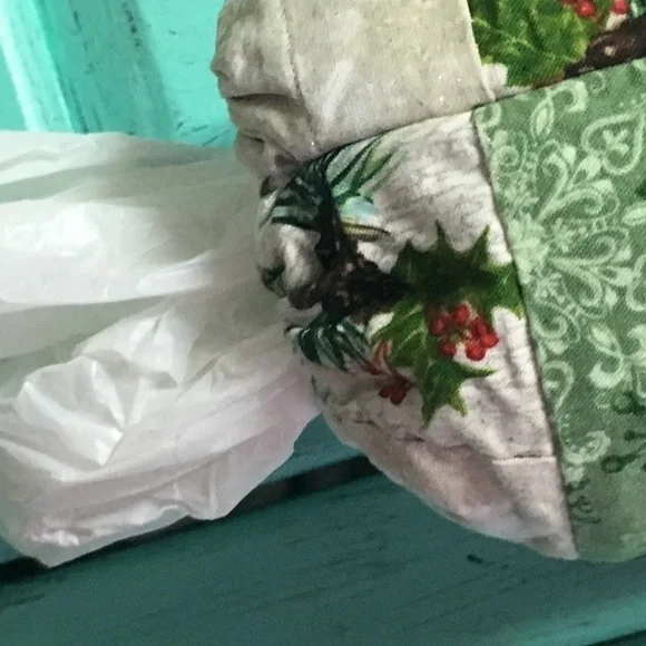 Plastic Bag Holder Winter Christmas Mandala Grocery Bag Holder D 並行輸入品 Xecvkr Christmas Gift Drawstring Bag Candy Organizer Holiday Party Fawn  themed Eco-Friendly Plastic Winter Season Easy Close 1 Pack  12.59x9.44x0.79in